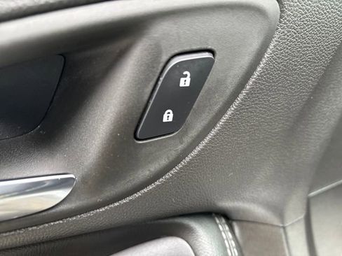 Used 2023 Buick Encore GX Preferred w/ Cold Weather Comfort Package image 13