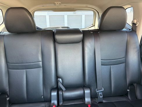 Used 2016 Nissan Rogue SL w/ SL Premium Package image 15