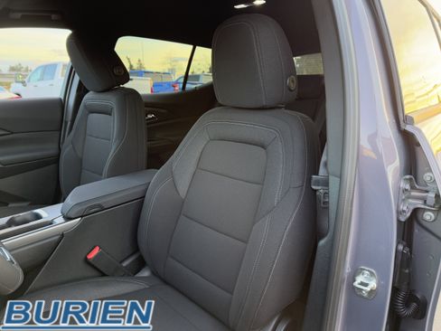 New 2026 Chevrolet Equinox EV LT image 11