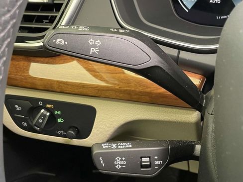 Used 2023 Audi Q5 2.0T Premium Plus w/ Premium Plus Package image 41