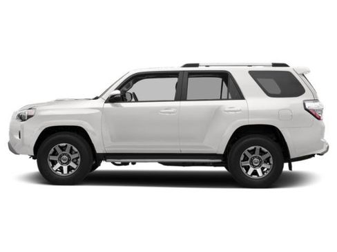Used 2019 Toyota 4Runner TRD Off-Road AWD/4WD image 3