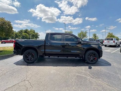 Used 2023 Chevrolet Silverado 1500 RST w/ Redline Edition AWD/4WD image 19