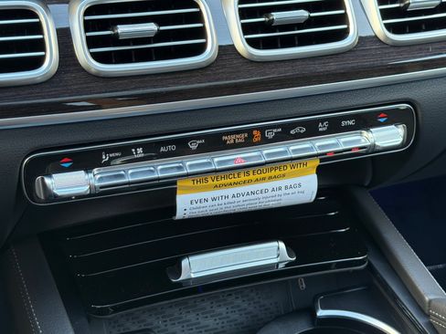 New 2026 Mercedes-Benz GLS 450 4MATIC image 21