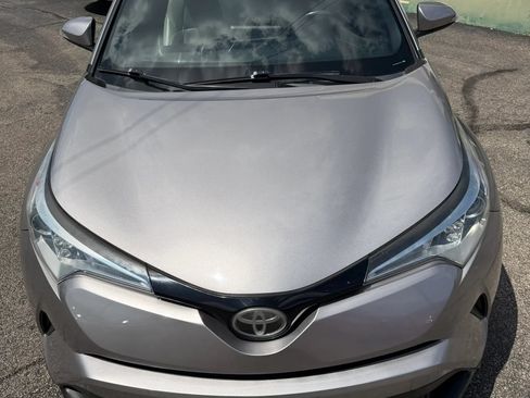 Used 2018 Toyota C-HR XLE FWD image 21