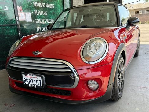 Used 2014 MINI Cooper 2-Door Hardtop FWD image 3