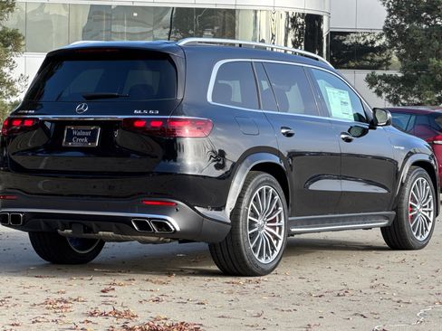 New 2025 Mercedes-Benz GLS 63 AMG 4MATIC image 9