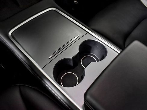 Used 2023 Tesla Model Y Long Range image 25