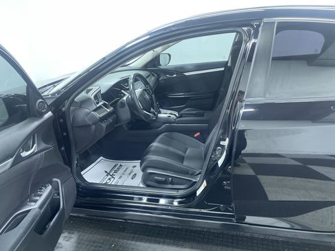 Used 2021 Honda Civic EX image 9