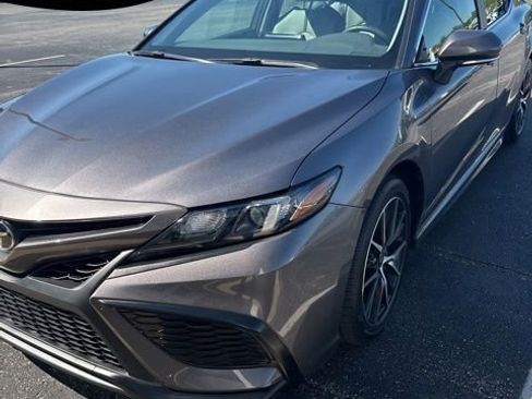 Used 2023 Toyota Camry SE AWD/4WD image 1