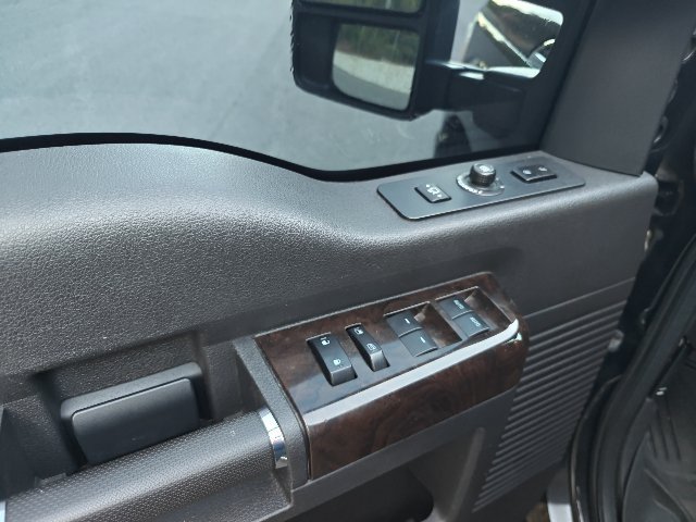 Used 2015 Ford F250 Platinum AWD/4WD image 10