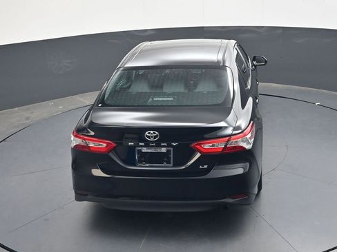 Used 2018 Toyota Camry LE w/ Moonroof Package FWD image 21