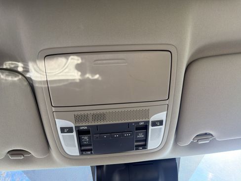 Used 2019 Acura MDX image 29