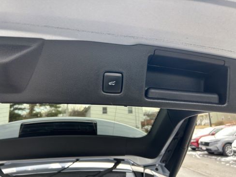 Used 2022 Ford Escape SE w/ Convenience Package image 12