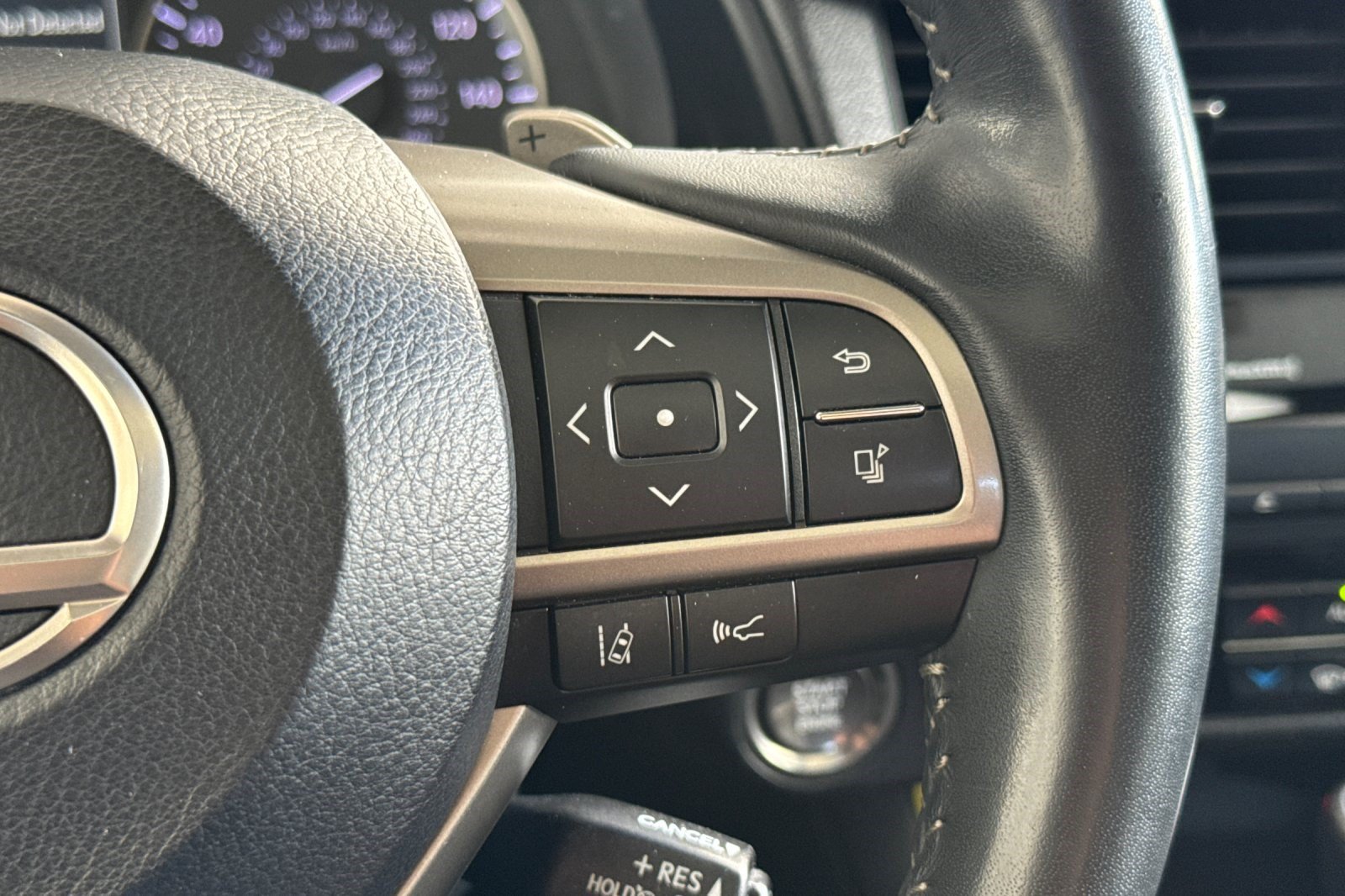 Used 2022 Lexus RX 350 FWD w/ Premium Package image 32