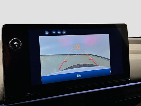 Used 2025 Honda Prologue Touring image 23