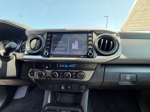 Certified 2023 Toyota Tacoma SR5 AWD/4WD image 9