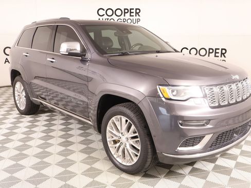 Used 2018 Jeep Grand Cherokee Summit AWD/4WD image 1