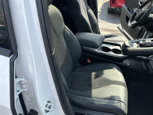 Certified 2026 Acura RDX w/ Advance Package AWD/4WD image 33