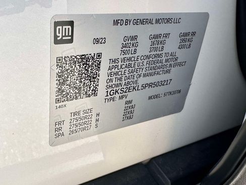 Used 2023 GMC Yukon Denali Ultimate w/ LPO, Floor Liner Package AWD/4WD image 37
