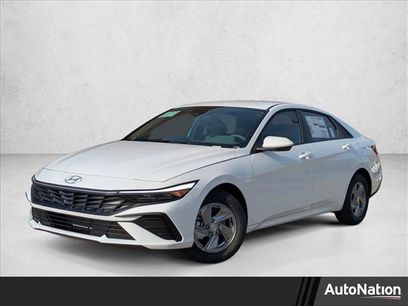 New 2026 Hyundai Elantra SE