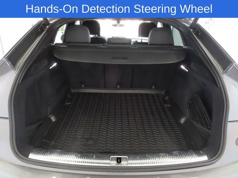 Used 2022 Audi SQ5 Prestige image 25