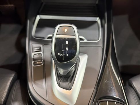 Used 2018 BMW 230i xDrive Convertible image 41