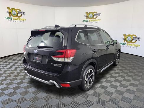 Used 2023 Subaru Forester Touring w/ Popular Package #3 AWD/4WD image 9