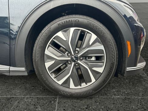 Used 2024 Kia EV6 Light image 9