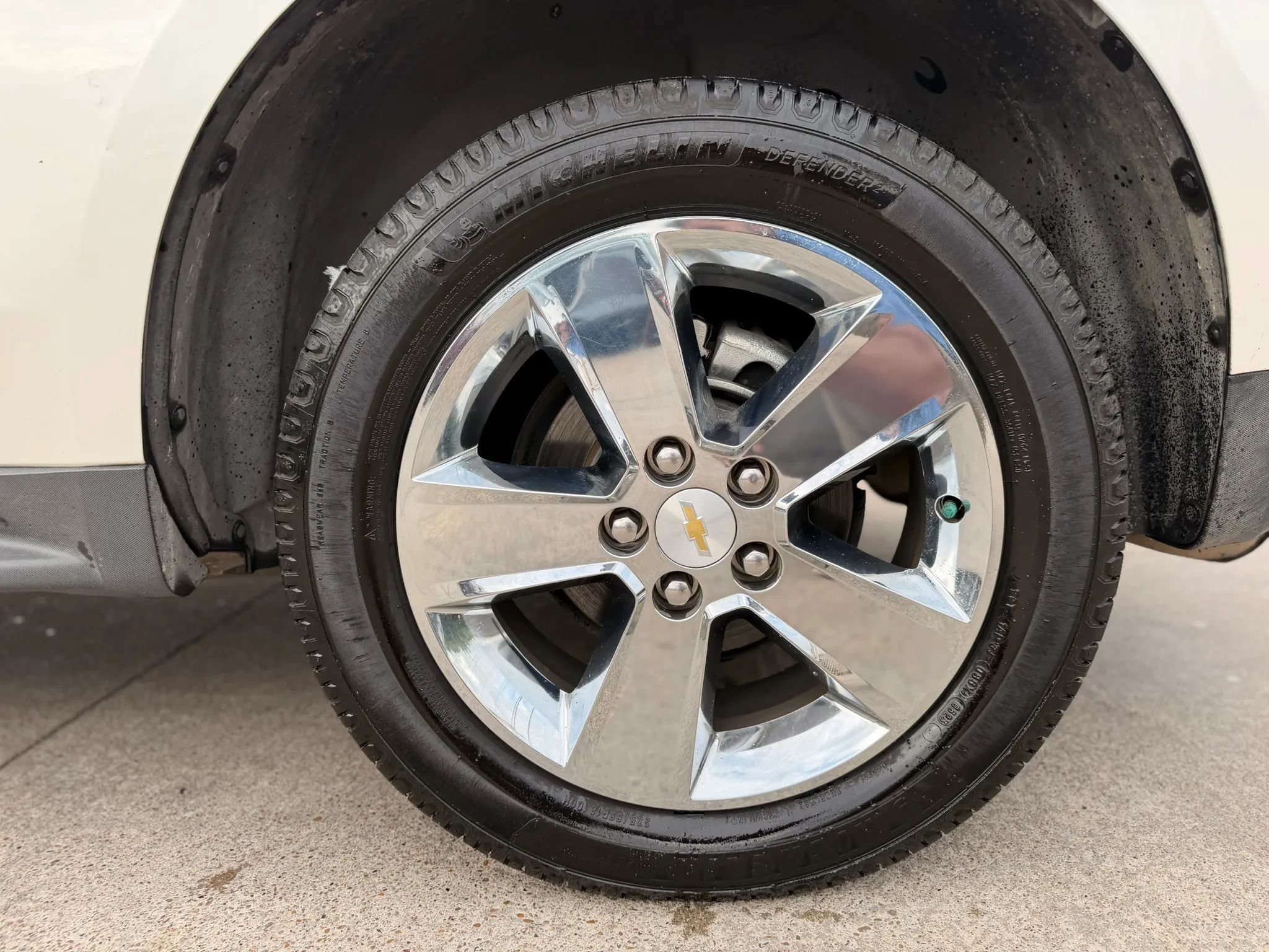 Used 2013 Chevrolet Equinox LTZ FWD image 19
