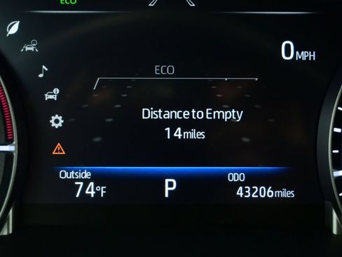 Used 2023 Toyota Highlander XLE FWD image 27