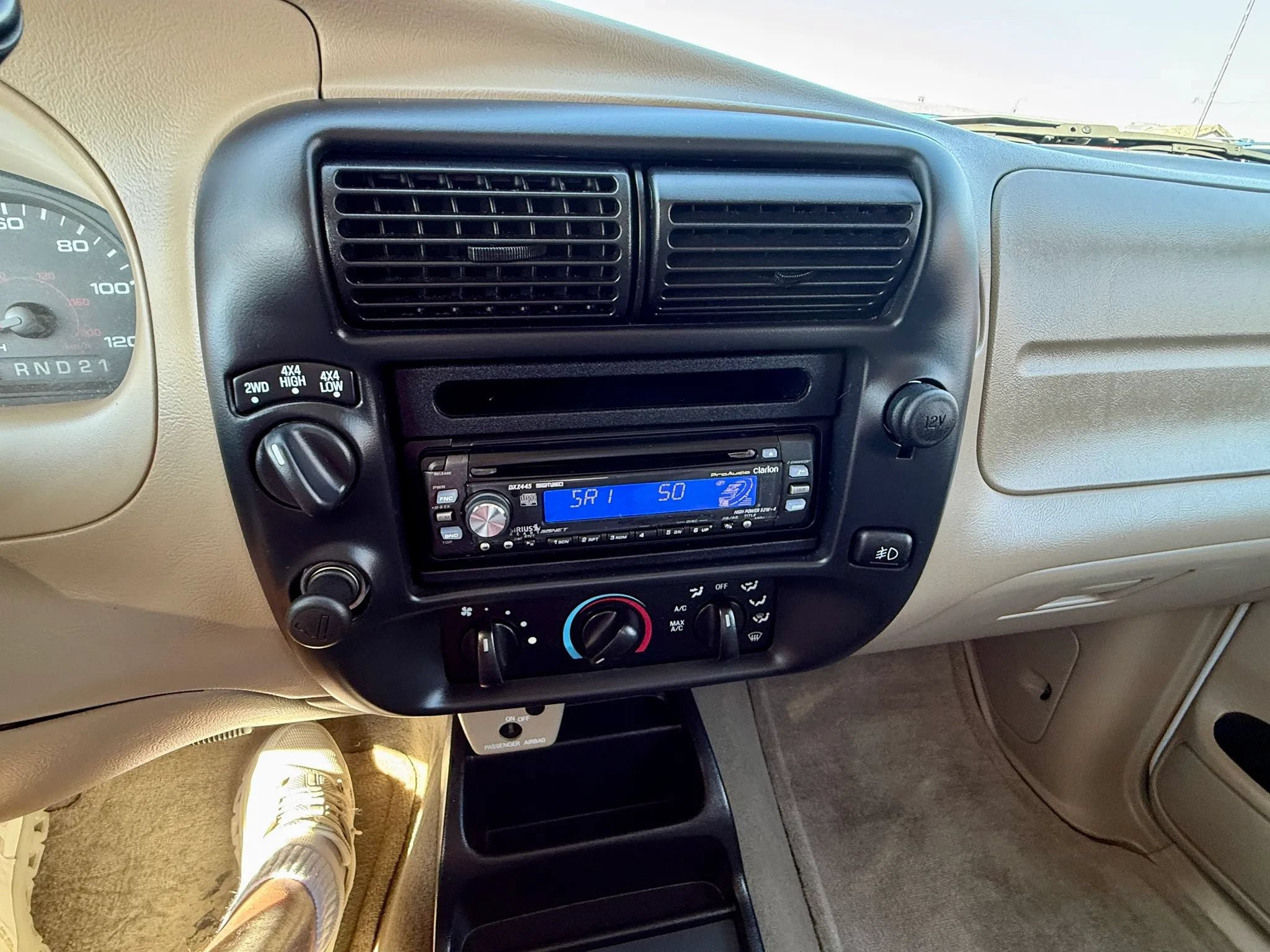 Used 2004 Ford Ranger FX4 AWD/4WD image 12