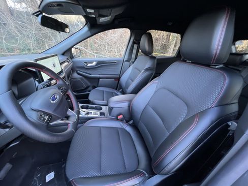 New 2026 Ford Escape ST-Line Select w/ Equipment Group 401A image 13