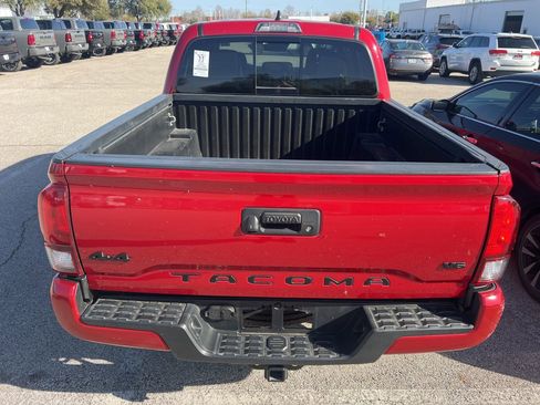 Used 2023 Toyota Tacoma SR5 w/ Technology Package image 7
