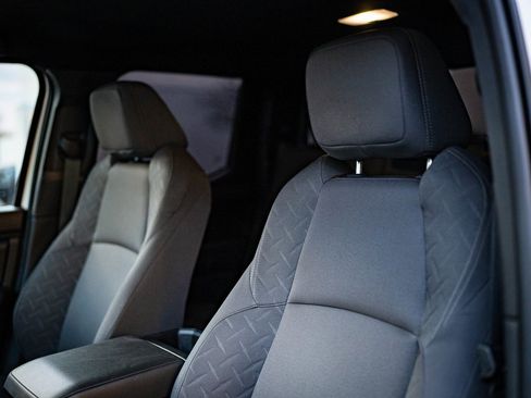 Used 2025 Toyota Tacoma SR5 image 22