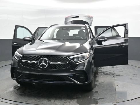 Used 2023 Mercedes-Benz GLC 300 image 42