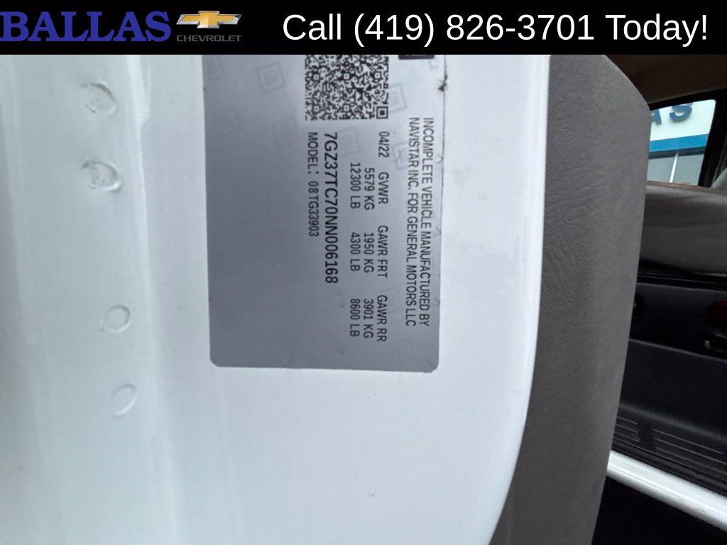 Used 2022 GMC Savana 3500 Extended w/ Power Convenience Package RWD image 23