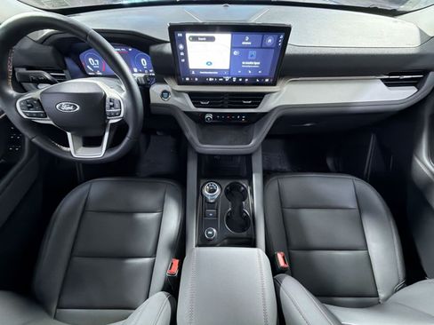 New 2026 Ford Explorer Active w/ Active Comfort Package AWD/4WD image 39
