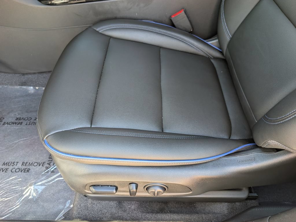 Used 2024 Buick Envista Sport Touring w/ Convenience I Package FWD image 15