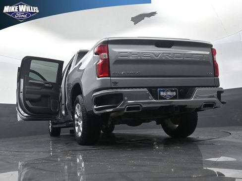 Used 2025 Chevrolet Silverado 1500 LTZ w/ LTZ Premium Package AWD/4WD image 30