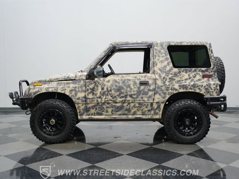 Used 1996 Geo Tracker 4WD 2-Door image 7