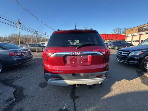 Used 2017 GMC Acadia SLT image 6