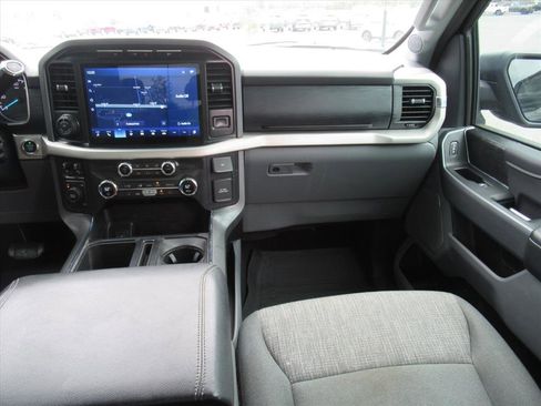 Used 2021 Ford F150 XLT w/ Equipment Group 302A High image 15