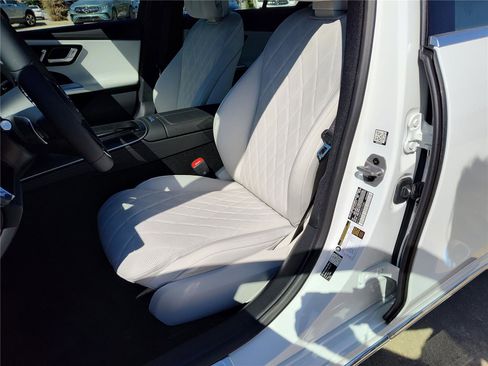 New 2026 Mercedes-Benz E 350 Sedan image 6
