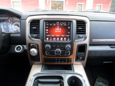 Used 2016 RAM 1500 Laramie Longhorn w/ Convenience Group image 8