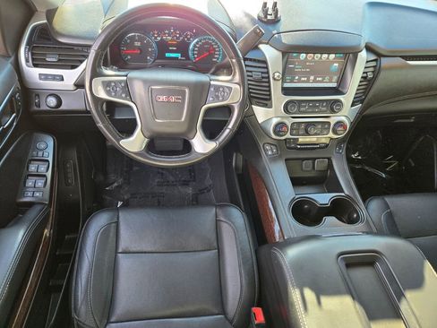 Used 2020 GMC Yukon SLT w/ Graphite Performance Edition image 12