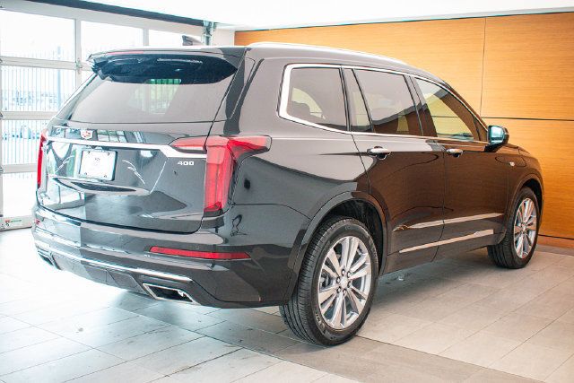 Used 2024 Cadillac XT6 Premium Luxury AWD/4WD image 6