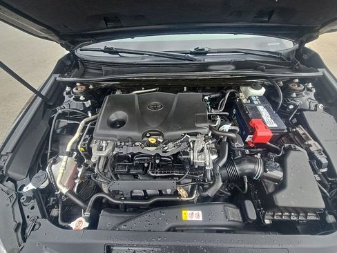 Used 2020 Toyota Camry SE image 6