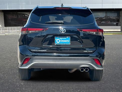 Used 2025 Toyota Highlander XSE AWD/4WD image 8