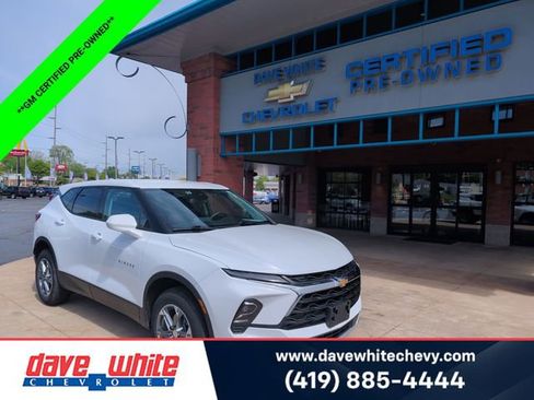 Certified 2025 Chevrolet Blazer LT AWD/4WD image 1