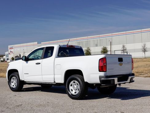 Used 2018 Chevrolet Colorado W/T image 5